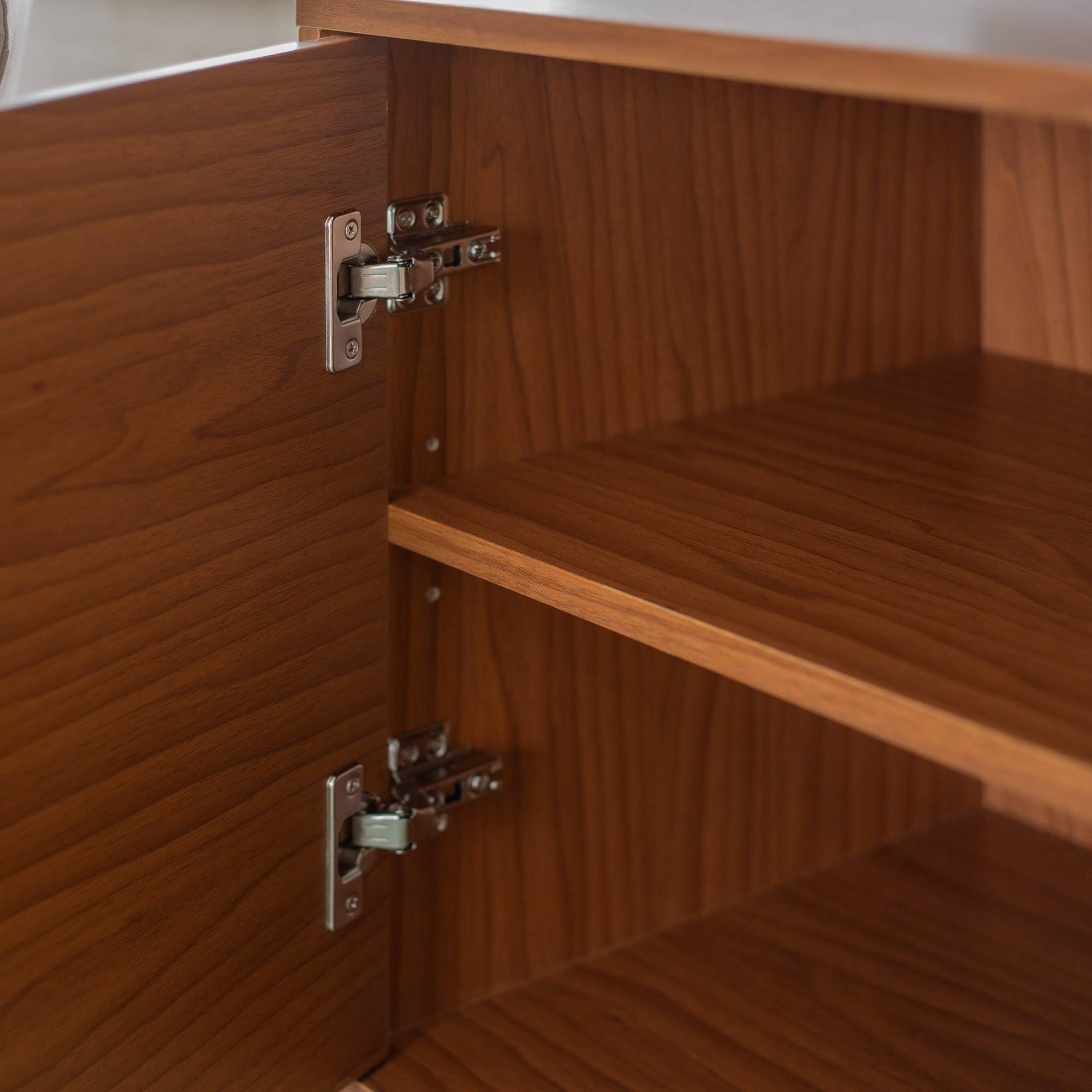 Mid-Century TV Console in English Oak P5526