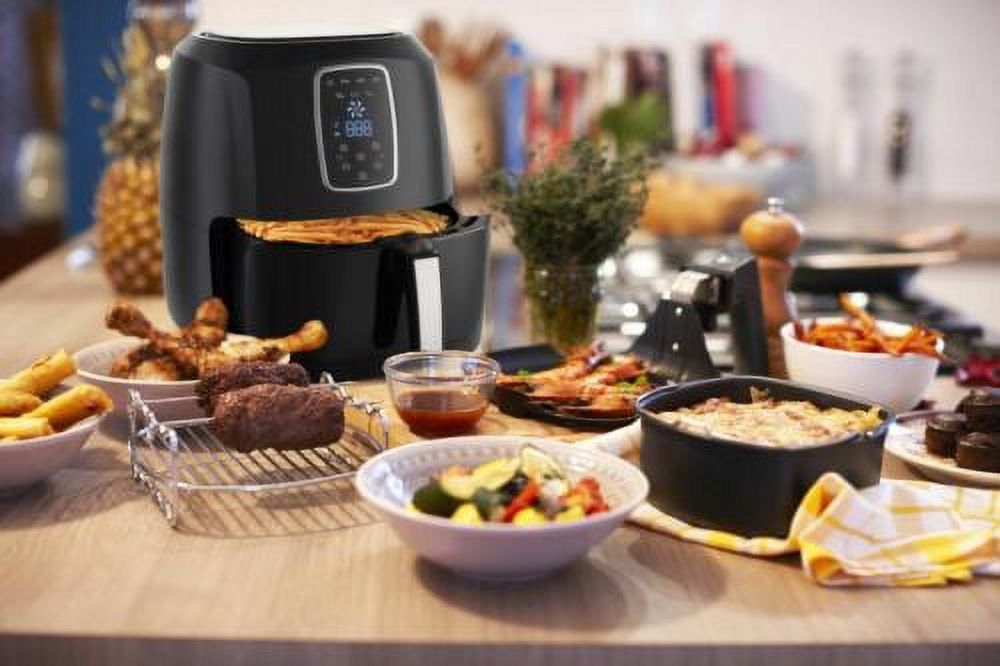 5.5 Quart Air Fryer Black with Digital LED Touch Display Non-Stick Basket P402453