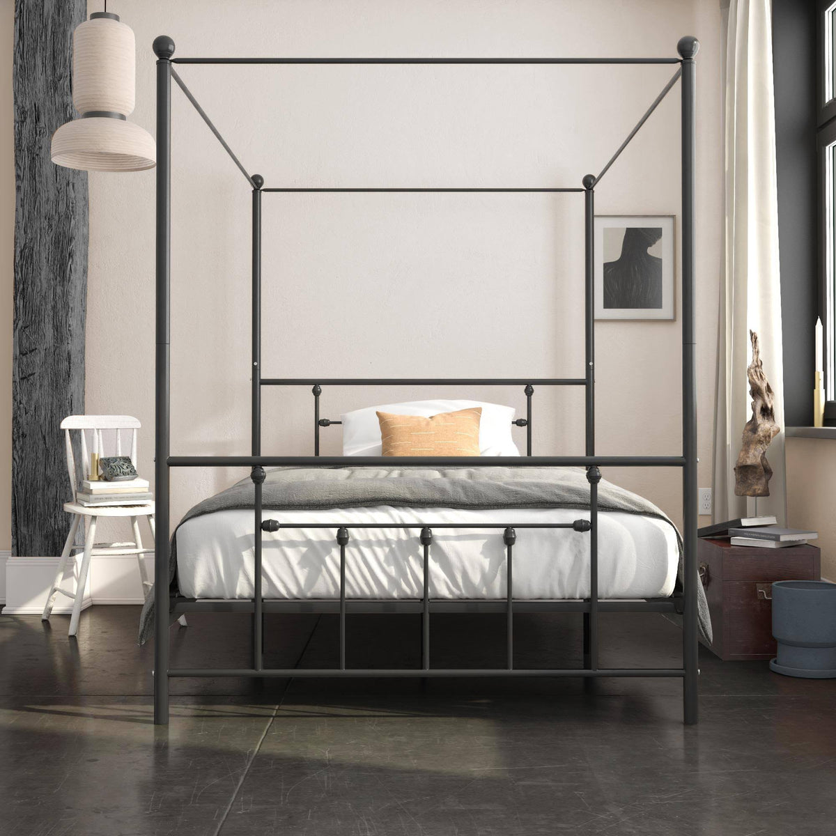 Queen Canopy Bed H3805