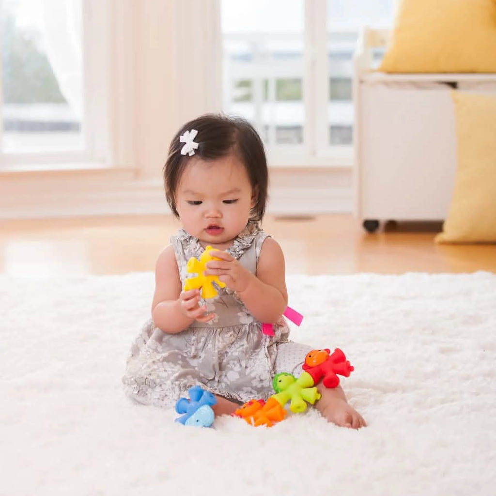6-Piece Multicolor Linking Animal Teether Set Z644