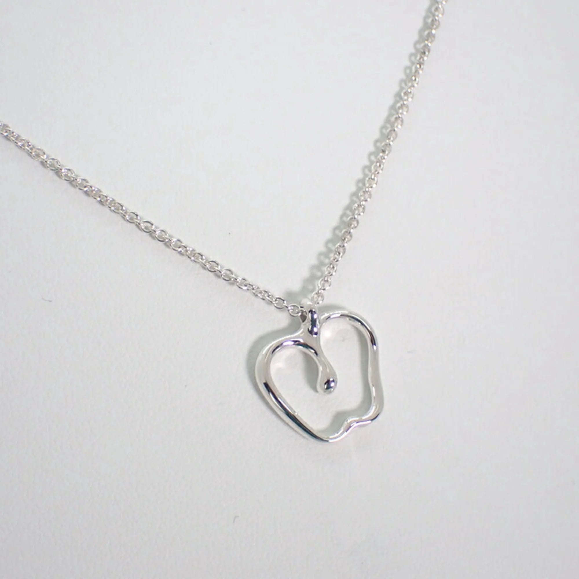 925 Apple Pendant Necklace W20043