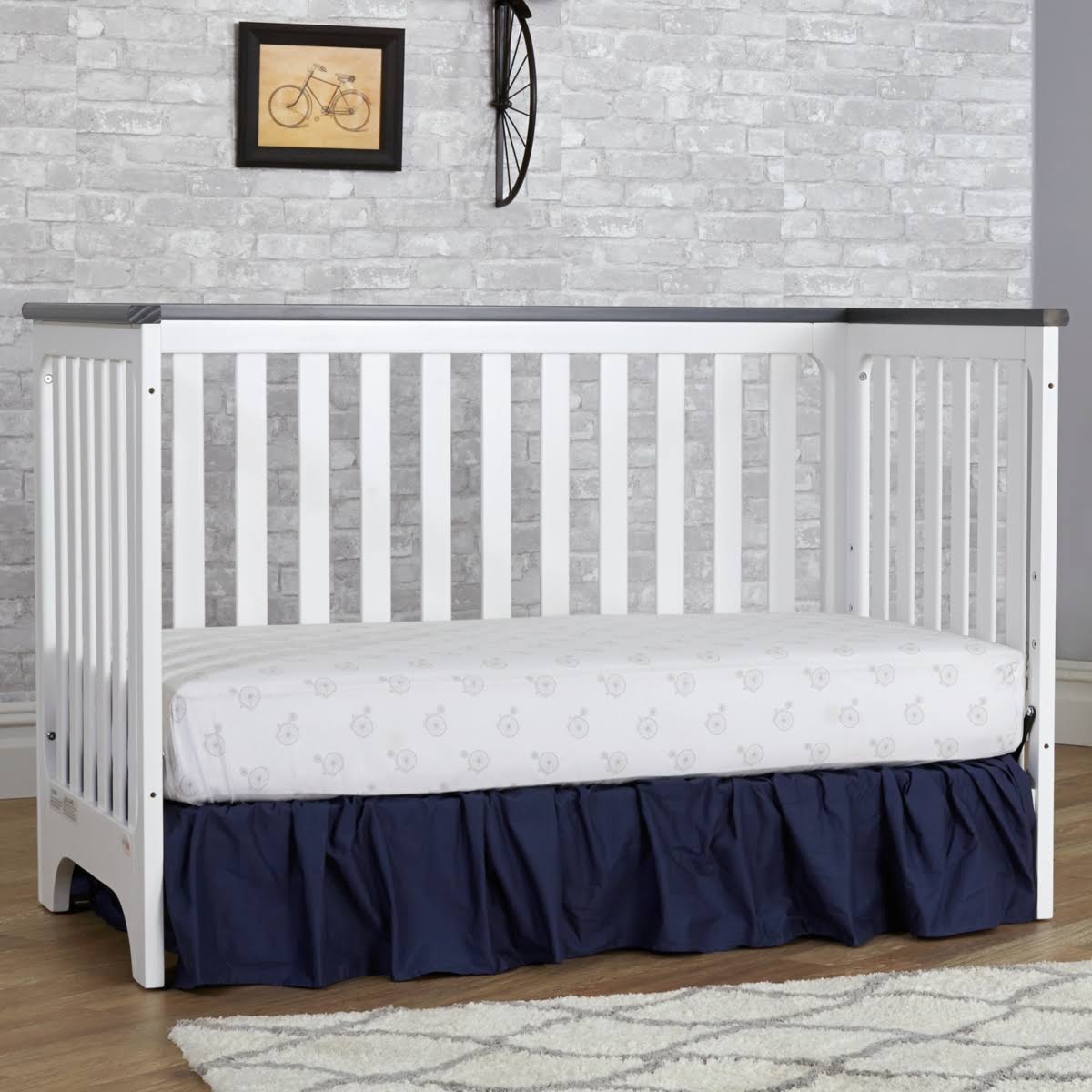 White 3-in-1 Convertible Crib Y605369