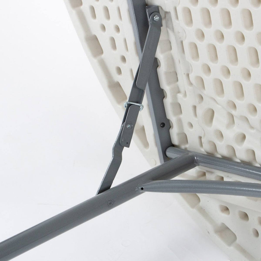 60 Round Plastic Folding Table I64126