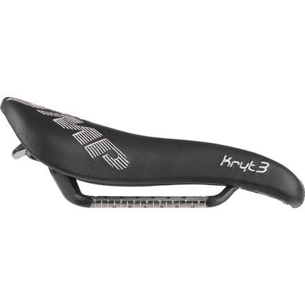 Black Carbon Saddle Q6762