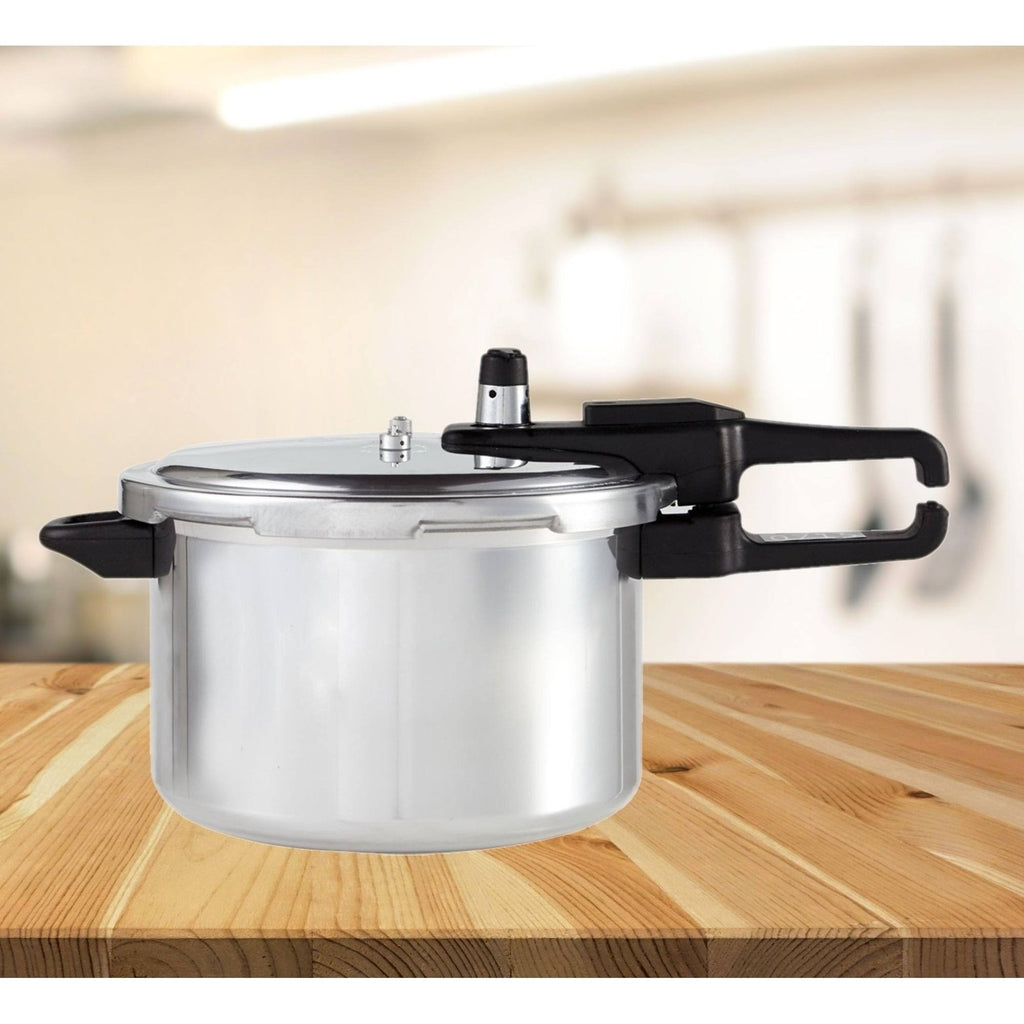 9 Quart Aluminum Pressure Cooker with Safety Lid U97144