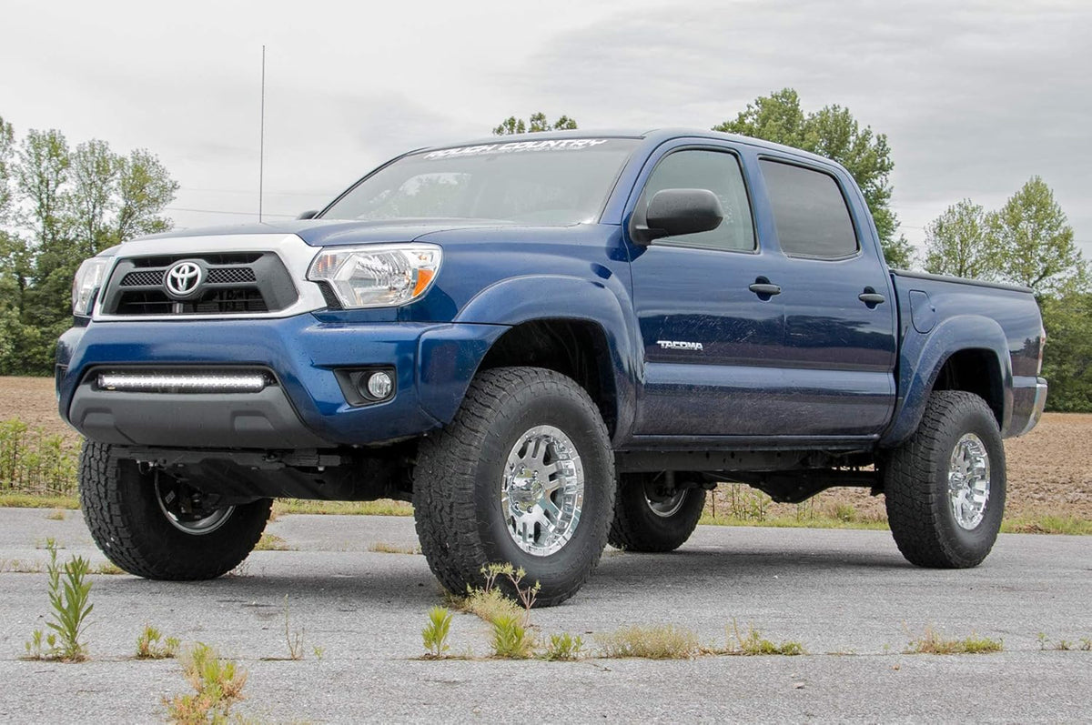 2" Billet Red Leveling Kit D861