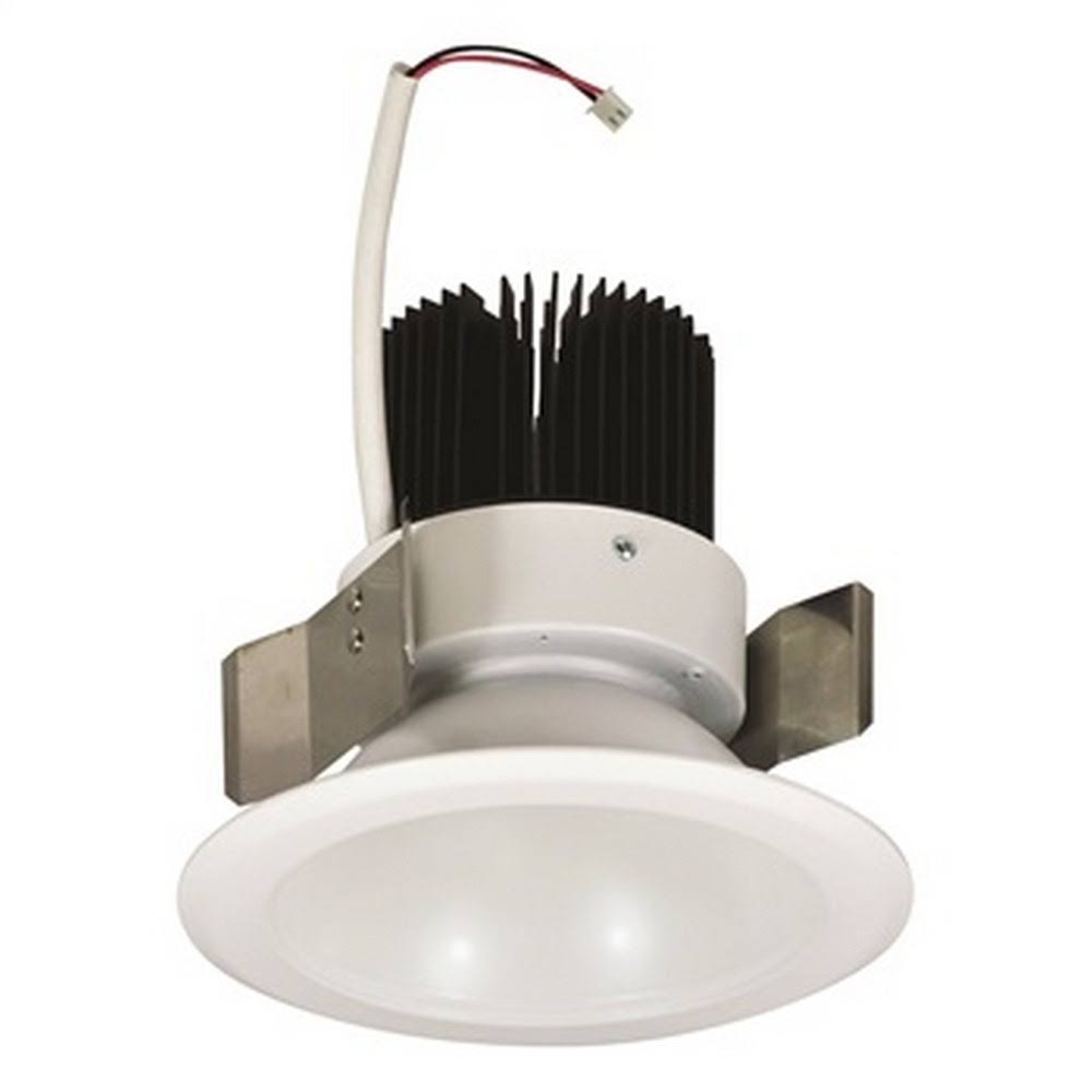 5x22 LED Reflector Trim White L8256