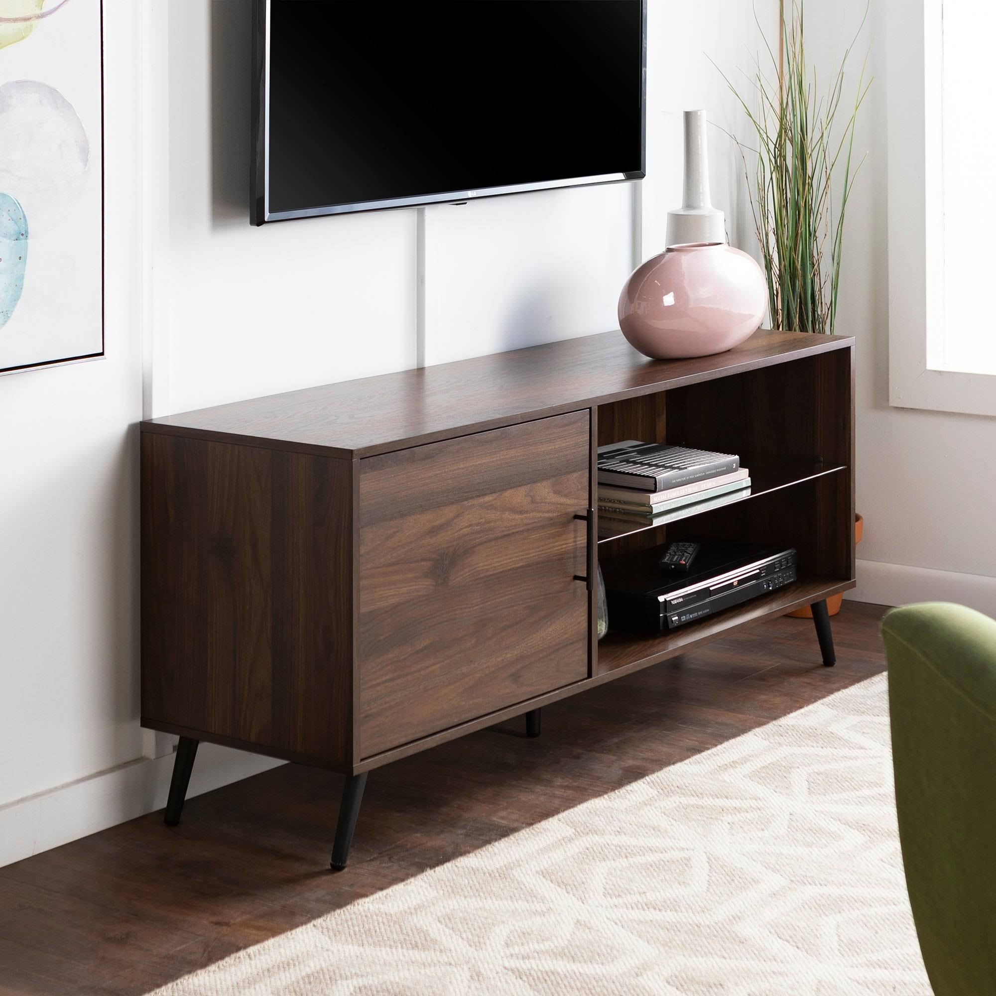 Mid-Century TV Console in English Oak P5526