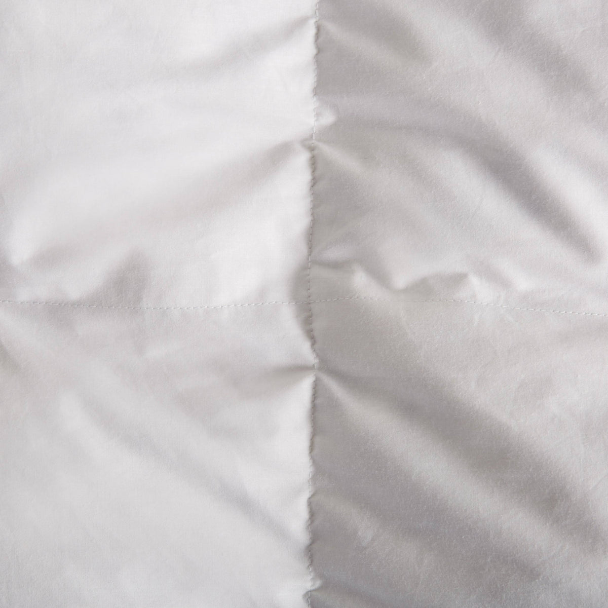 Cotton Baffle Box Feather Topper California King S54444