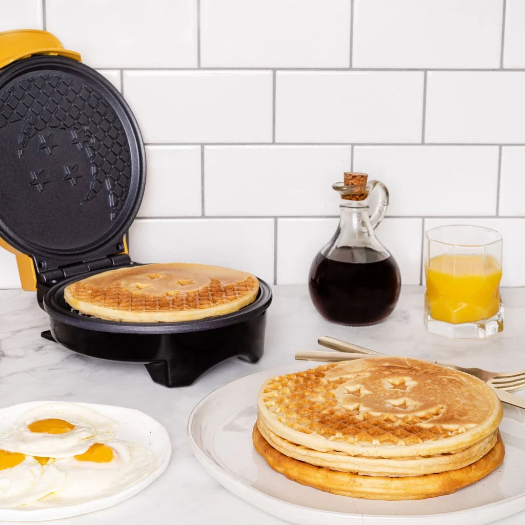 Dragon Ball Z Waffle Maker Z274