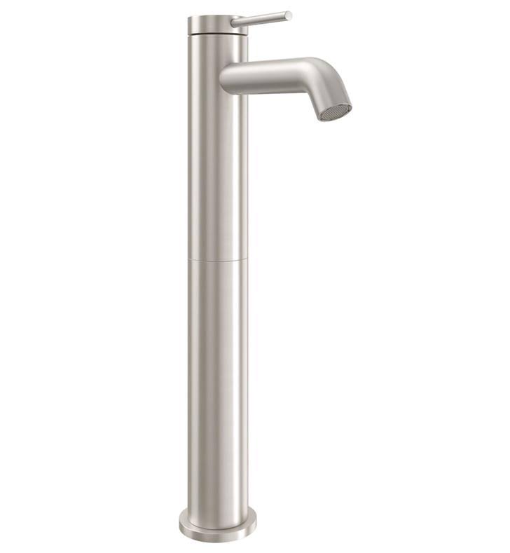 Polished Chrome Single Hole Lavatory Faucet Y4638