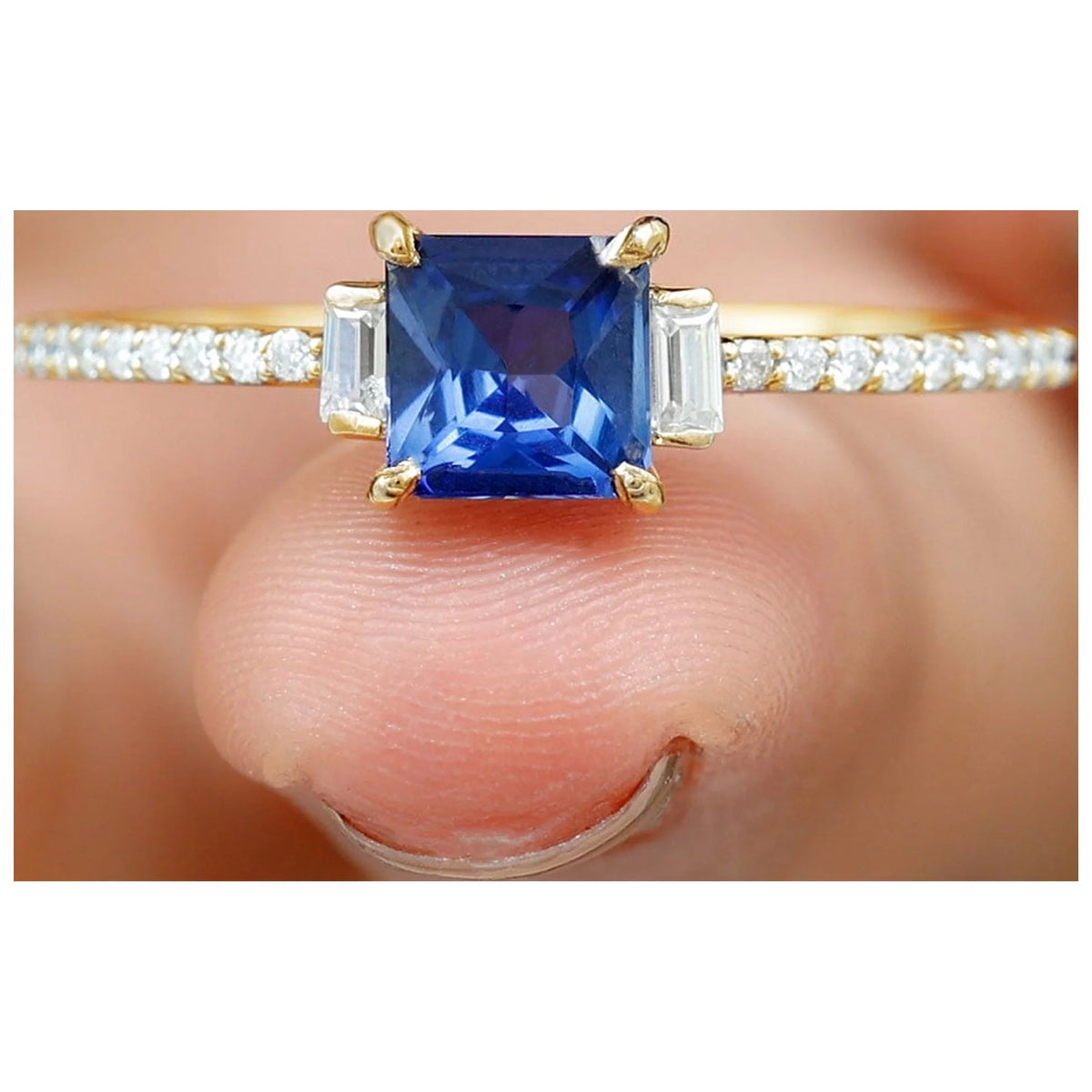 14K Yellow Gold Princess Cut Blue Sapphire Ring with Diamond Side Stones N864565