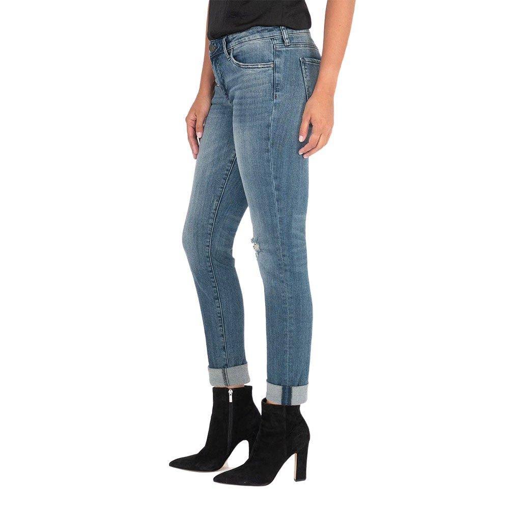 Medium Wash Boyfriend Jean Y105118