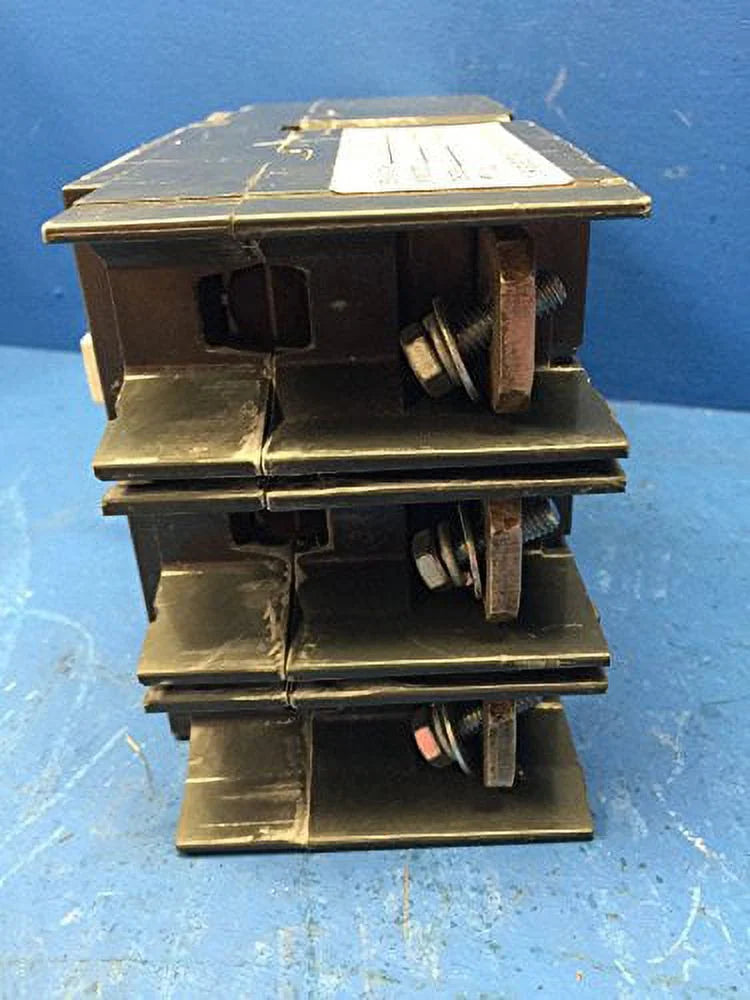3 Pole 400 Amp 600v Circuit Breaker V73226